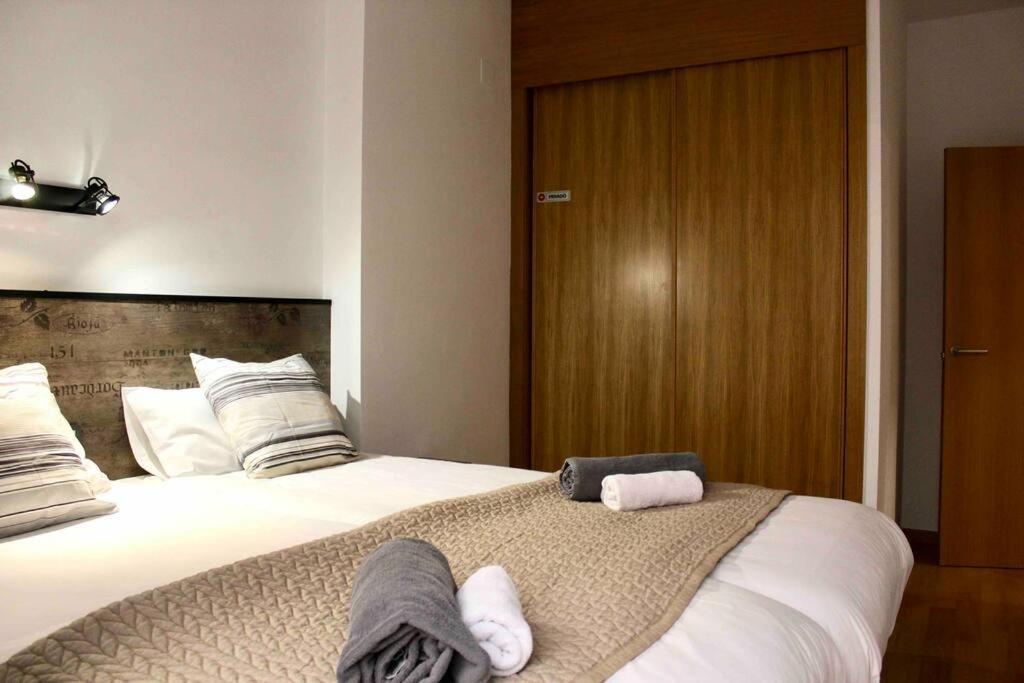 Downtown Jinetes Deluxe With Pool & Free Parking Apartment Malaga Bagian luar foto
