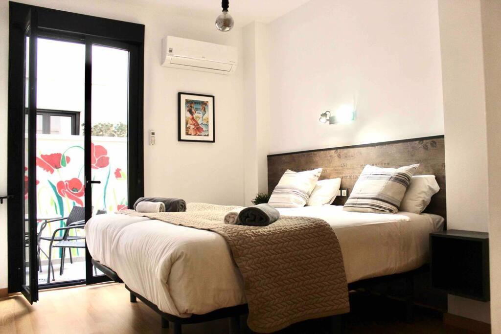 Downtown Jinetes Deluxe With Pool & Free Parking Apartment Malaga Bagian luar foto