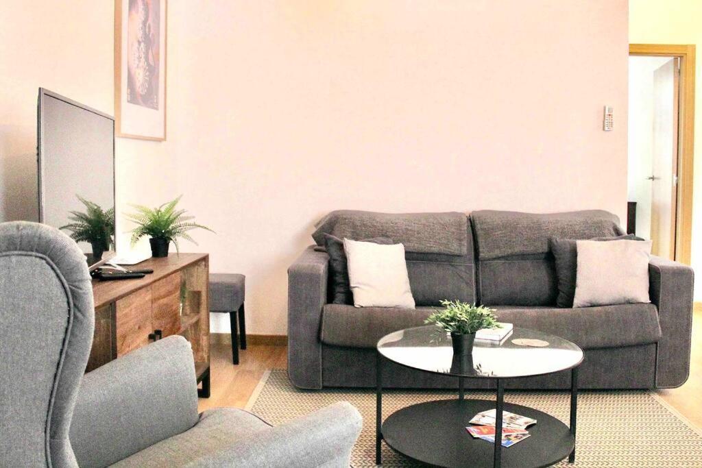 Downtown Jinetes Deluxe With Pool & Free Parking Apartment Malaga Bagian luar foto